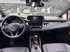 Toyota Corolla Hybrid 1.8H E-CVT Sport - ფოტო 8