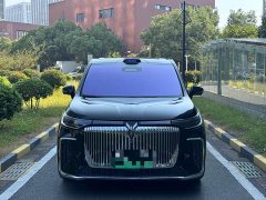 Voyah Lantu Dreamchaser PHEV AWD Luxury Qiankun Edition - ფოტო 1