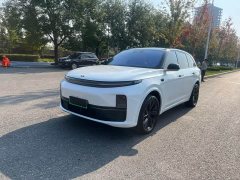 Li Auto L7 Pro - ფოტო 1
