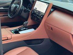Toyota Vellfire 2025 Crown Hybrid 2.5L Ink Gold Executive Edition - ფოტო 7