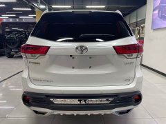 Toyota Highlander 2.0T AWD Elite 7-Seater - ფოტო 5