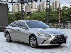 Lexus ES 200 Excellence Edition - ფოტო 3