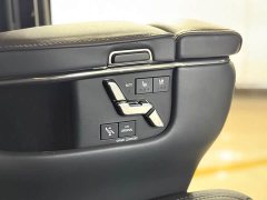 Toyota Vellfire Crown Hybrid 2.5L Premium Edition - ფოტო 17