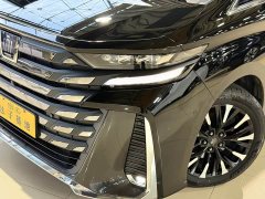 Toyota Vellfire Crown Hybrid 2.5L Premium Edition - ფოტო 5