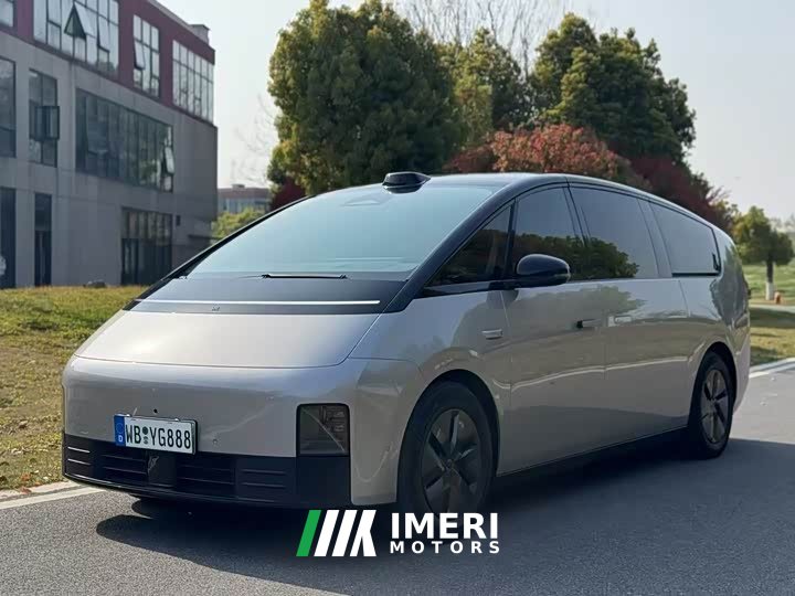 Li Auto Li Xiang MEGA Ultra - ავტომობილი ჩინეთიდან