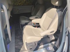 Toyota Sienna 2.5L Hybrid Comfort Edition - ფოტო 11