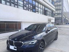 BMW 5 Series 530Li Luxury M Sport Package - ფოტო 1