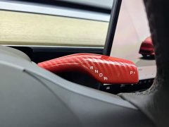 Tesla Model Y Rear-Wheel Drive - ფოტო 13