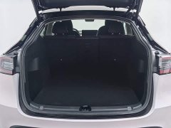 Tesla Model Y Rear-Wheel Drive - ფოტო 16