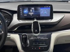 Buick GL8 Land Executive Cabin 652T Luxury - ფოტო 7
