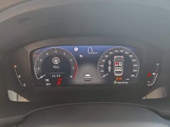Honda Civic 240TURBO CVT Dynamic C-Position Special Edition - ფოტო 14