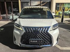 Lexus LM 2020 300h 7-Seater Elegant Edition - ფოტო 2