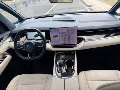Zeekr 009 Six-Seat Executive AWD 140kWh - ფოტო 9