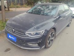 Volkswagen Magotan 2 Million Units Commemorative Edition 330TSI DSG Leading Version - ფოტო 1