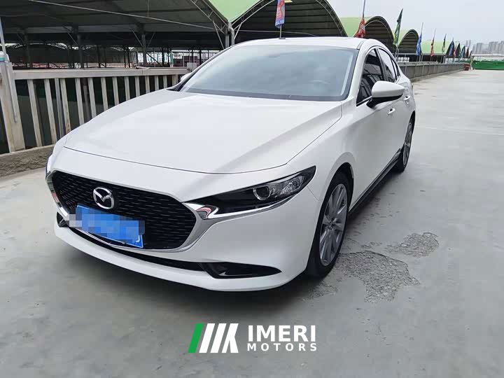 Mazda3 Axela 2.0L Automatic Elegant Edition