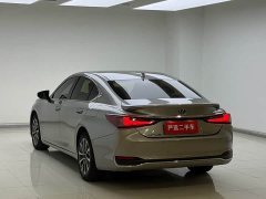 Lexus ES 2022 300h Excellence Edition - ფოტო 10