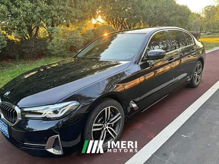 BMW 5 Series 530Li Leading Edition Luxury Package - ავტომობილი ჩინეთიდან