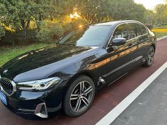 BMW 5 Series 530Li Leading Edition Luxury Package - ფოტო 1