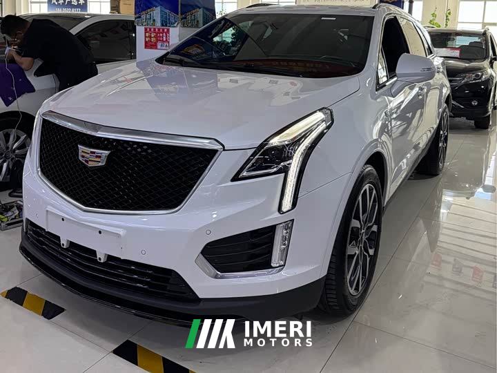 Cadillac XT5 2.0T AWD Platinum
