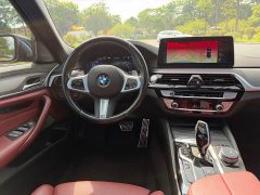 BMW 5 Series Facelift 530Li Luxury M Sport Package - ფოტო 12