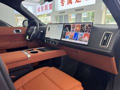 Li Auto L9 2024 Ultra - ფოტო 10