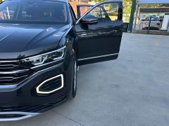 Volkswagen Taos 380TSI AWD Luxury Smart Connected Pro - ფოტო 15