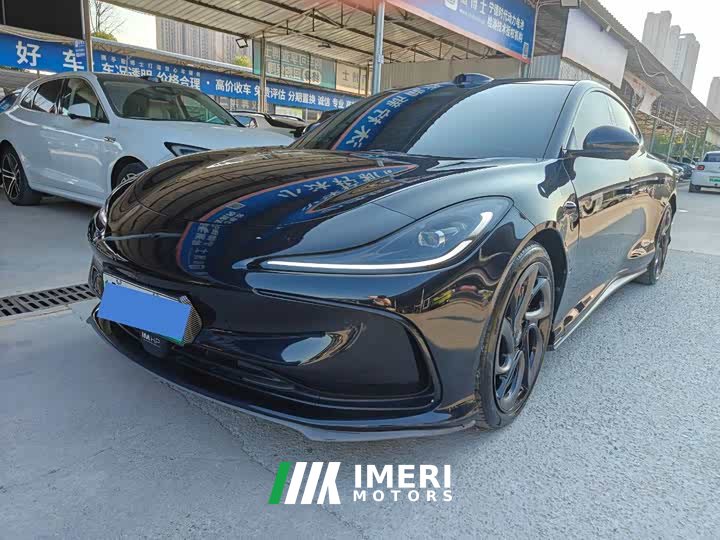 IM Motors Zhiji L6 2024 Max Standard Edition - ავტომობილი ჩინეთიდან