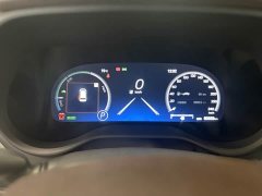 Toyota Sienna 2021 2.5L Hybrid Platinum Edition - ფოტო 10