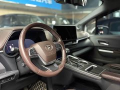 Toyota Sienna 2021 2.5L Hybrid Platinum Edition - ფოტო 4
