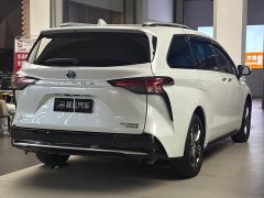 Toyota Sienna 2021 2.5L Hybrid Platinum Edition - ფოტო 7