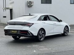 Hyundai Elantra 2023 1.5L CVT GLX Elite - ფოტო 12