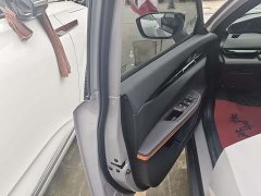 Changan UNI-V 1.5T Premium - ფოტო 14