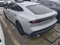 Changan UNI-V 1.5T Premium - ფოტო 16