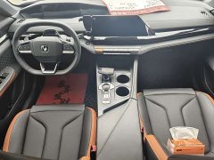 Changan UNI-V 1.5T Premium - ფოტო 7