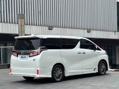 Toyota Vellfire Crown Hybrid 2.5L HV Luxury Edition - ფოტო 6