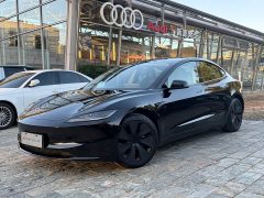 Tesla Model 3 Rear-Wheel Drive - ფოტო 1
