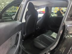 Tesla Model Y Long Range All-Wheel Drive - ფოტო 4