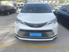 Toyota Sienna 2.5L Hybrid Comfort Edition - ფოტო 2