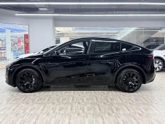 Tesla Model Y Long Range All-Wheel Drive - ფოტო 2
