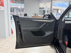 Tesla Model Y Long Range All-Wheel Drive - ფოტო 5
