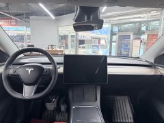 Tesla Model Y Long Range All-Wheel Drive - ფოტო 8