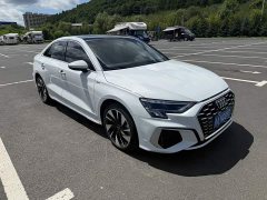 Audi A3 Facelift A3L Limousine 35 TFSI Fashion Sport - ფოტო 3