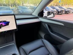 Tesla Model Y Rear-Wheel Drive - ფოტო 10