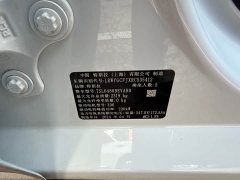 Tesla Model Y Rear-Wheel Drive - ფოტო 16