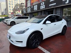 Tesla Model Y Rear-Wheel Drive - ფოტო 2
