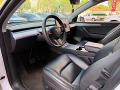 Tesla Model Y Rear-Wheel Drive - ფოტო 7