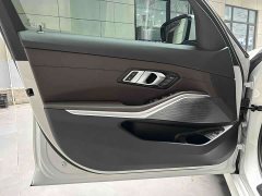 BMW 3 Series 325Li M Sport Package - ფოტო 16