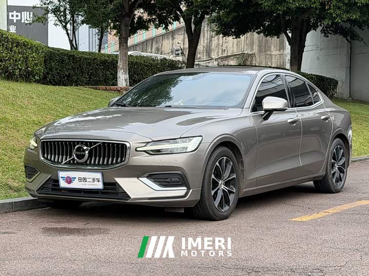Volvo S60 T4 Intelligent Luxury Edition - ავტომობილი ჩინეთიდან