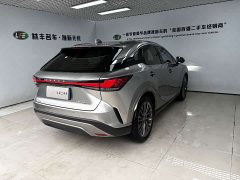 Lexus RX 350h AWD Premium Edition - ფოტო 4