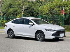 BYD Qin PLUS Glory Edition DM-i 55KM Leading - ფოტო 4